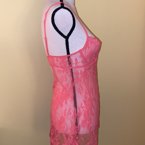 Victoria’s Secret size medium coral lace lingerie set - Picture 4 of 12
